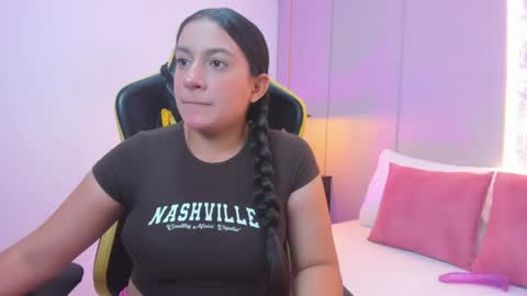 K I R A online show from 05/18/26, 11:05