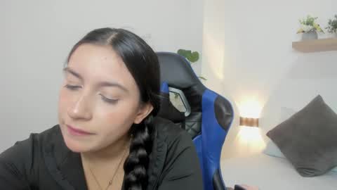 K I R A online show from 05/21/26, 11:28