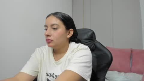 K I R A online show from 06/27/26, 11:04