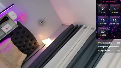 KIRA online show from 12/12/24, 06:14