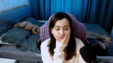 Snapshot of kira_yammy chatting on 02/06/25, 03:48 Kira  follow me  online show from 02/06/25, 03:48