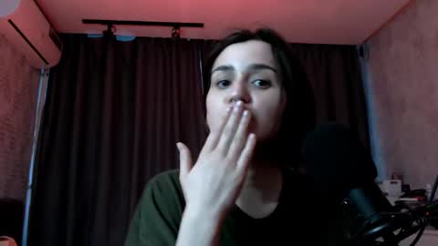 Kira  follow me  online show from 05/15/26, 11:34
