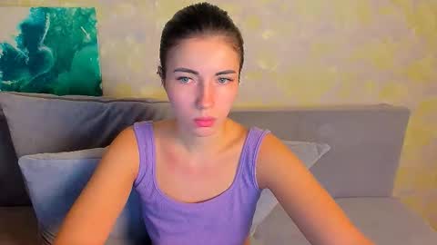 kiraa sunny online show from 11/01/25, 08:44