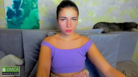 kiraa sunny online show from 11/15/25, 07:32