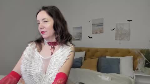 Snapshot of kiraadamss chatting on 10/30/25, 01:07 kiraadamss online show from 10/30/25, 01:07