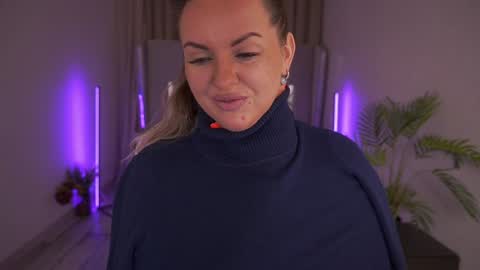 Kira online show from 02/02/25, 09:13