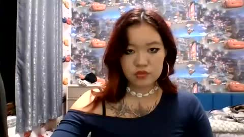 Snapshot of kiradrip chatting on 10/23/25, 08:07 Kira online show from 10/23/25, 08:07