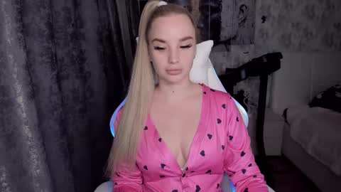 kirakrox online show from 11/11/25, 06:52