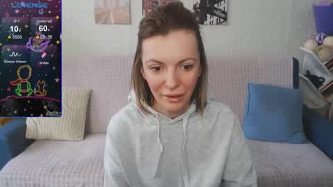 kiramartins cat online show from 12/19/25, 06:42