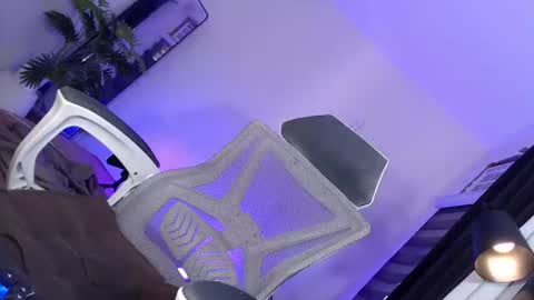 Its your girl KIRA online show from 06/10/26, 02:12