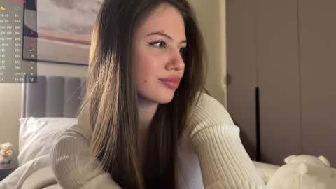 Kira online show from 12/19/24, 12:45