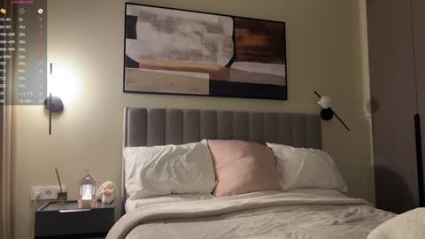 Kira online show from 12/27/24, 02:54