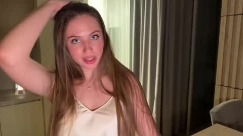 Kira online show from 09/30/25, 04:56