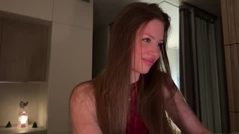 Kira online show from 12/21/25, 04:58