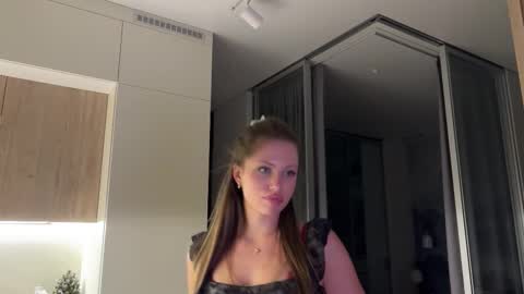 Kira online show from 02/23/26, 06:49