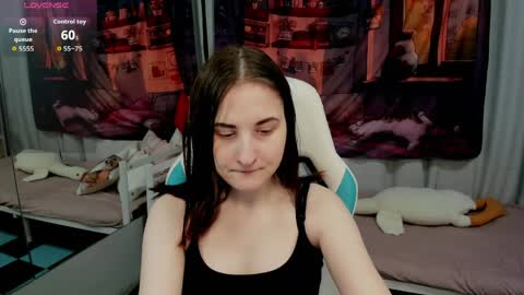 KiraParker online show from 04/03/26, 02:04