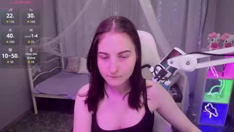 Snapshot of kiraparker chatting on 04/27/26, 05:55 KiraParker online show from 04/27/26, 05:55