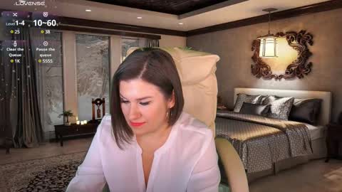 Kira online show from 02/20/25, 06:35