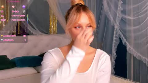 Kira online show from 01/19/26, 04:22