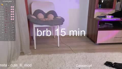 Kira cute online show from 02/01/25, 07:02