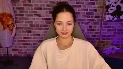 kiravair online show from 11/25/25, 05:18