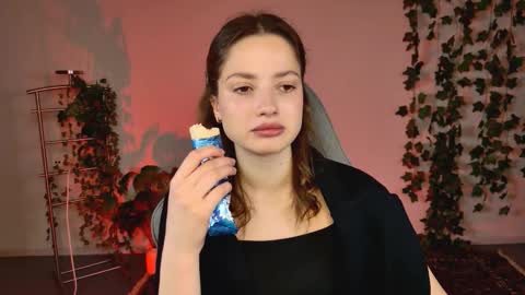 kiravair online show from 03/19/26, 12:20