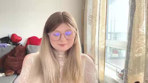 Snapshot of kirayume chatting on 06/04/26, 01:33 KiraYume online show from 06/04/26, 01:33