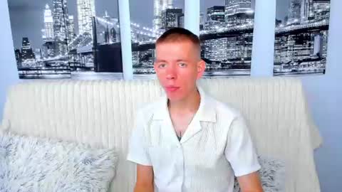    online show from 08/06/26, 08:05