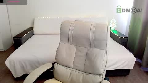 Kiri online show from 01/16/25, 08:22