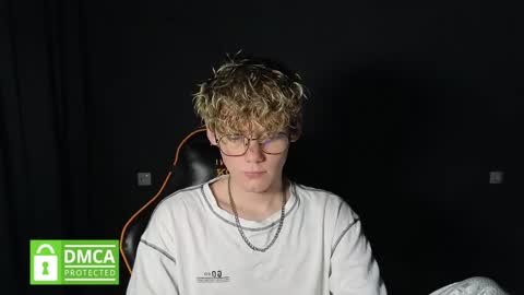 Kirill and Andrey online show from 04/22/26, 10:55