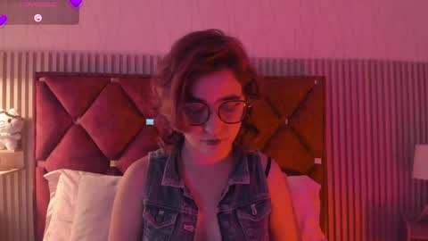 Samantha  Velvet online show from 04/21/26, 10:45