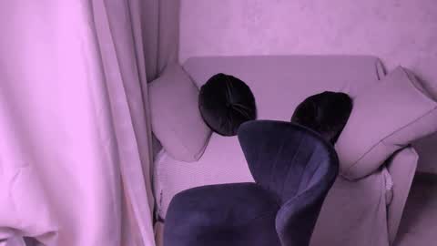 Snapshot of kirraa_ chatting on 01/17/25, 10:34 Kira online show from 01/17/25, 10:34