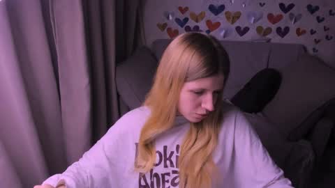 Snapshot of kirraa_ chatting on 02/16/25, 02:20 Kira online show from 02/16/25, 02:20