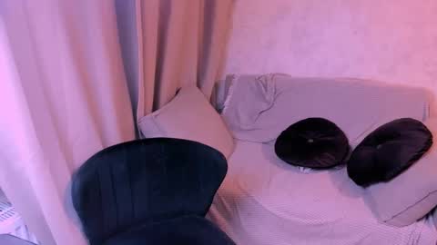 Snapshot of kirraa_ chatting on 03/02/25, 07:12 Kira online show from 03/02/25, 07:12