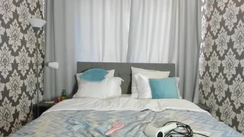 Snapshot of kirraa_ chatting on 10/03/25, 01:08 Kira online show from 10/03/25, 01:08