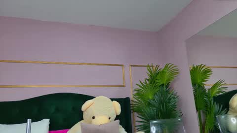 Kirra online show from 11/05/25, 07:08