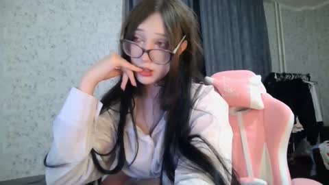 Snapshot of kirstievelasco chatting on 09/20/25, 06:20 Nicole online show from 09/20/25, 06:20