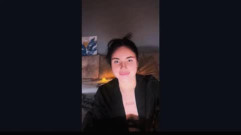 Kira online show from 10/20/25, 06:41