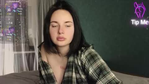 Kira online show from 03/12/26, 04:24