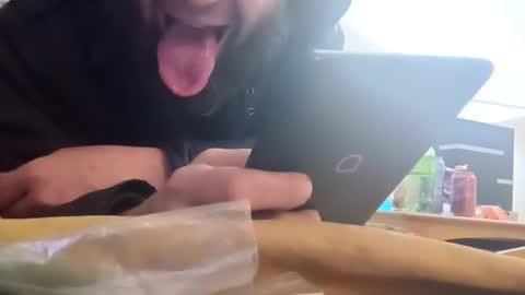 Snapshot of kis4kum chatting on 03/06/25, 03:46 kis4kum online show from 03/06/25, 03:46