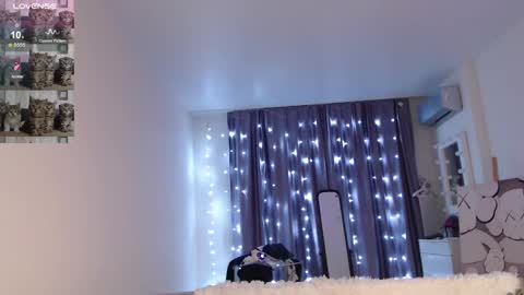 Kisi online show from 12/06/24, 02:35