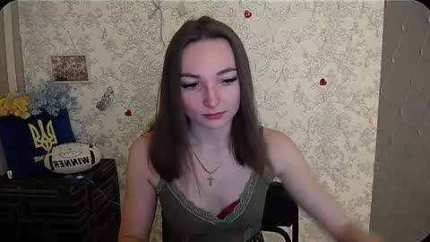 Snapshot of kiss_shy chatting on 12/20/24, 06:40 Valeria online show from 12/20/24, 06:40