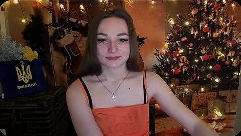 Snapshot of kiss_shy chatting on 12/21/24, 06:52 Valeria online show from 12/21/24, 06:52