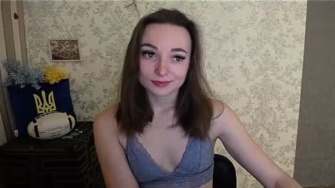 Snapshot of kiss_shy chatting on 01/08/25, 06:20 Valeria online show from 01/08/25, 06:20