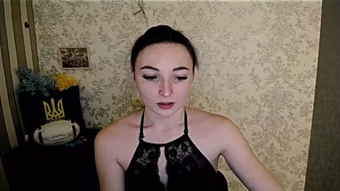 Snapshot of kiss_shy chatting on 01/10/25, 09:34 Valeria online show from 01/10/25, 09:34