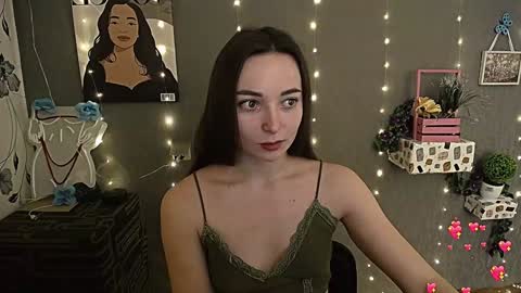 Snapshot of kiss_shy chatting on 02/03/25, 06:45 Valeria online show from 02/03/25, 06:45