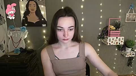 Snapshot of kiss_shy chatting on 02/04/25, 06:46 Valeria online show from 02/04/25, 06:46