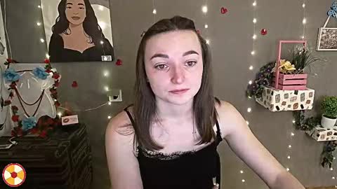 Snapshot of kiss_shy chatting on 02/14/25, 11:31 Valeria online show from 02/14/25, 11:31