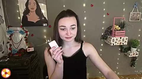 Snapshot of kiss_shy chatting on 02/18/25, 07:54 Valeria online show from 02/18/25, 07:54
