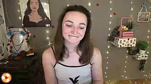 Snapshot of kiss_shy chatting on 02/20/25, 11:20 Valeria online show from 02/20/25, 11:20